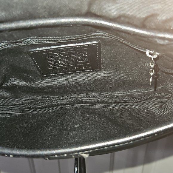 Coach EUC Y2K SOHO Black Leather Shoulder Bag - Picture 12 of 16